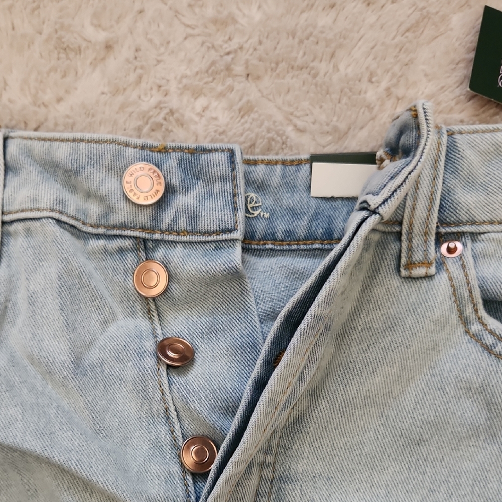 Wild Fable High Rise Shorts - Picture 2 of 5